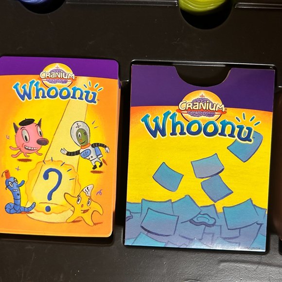 Cranium 2005 Edition Whoonu  Game in Original Tin Container - Picture 7 of 12